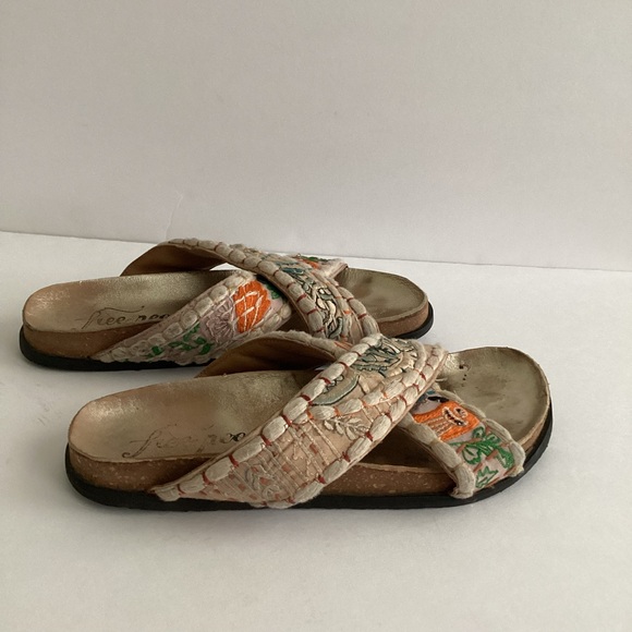 Free People Wildflower Patchwork Kantha Sandals Womens Size 38 Summer Hippie Y2K - Picture 4 of 10